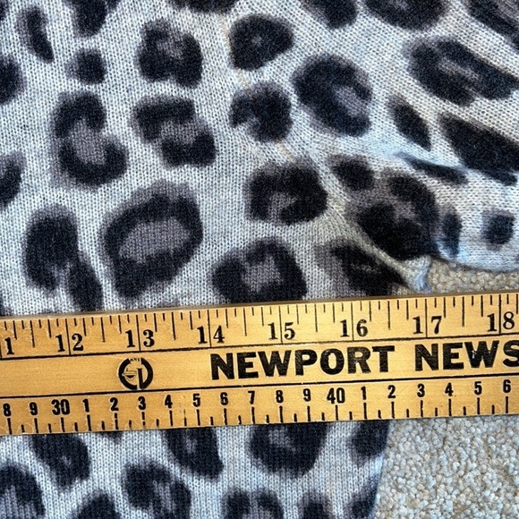 Charter Club Cashmere Leopard Print Size extra Small - Picture 13 of 13